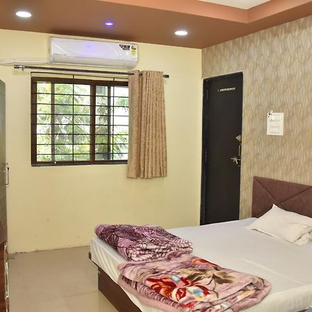 Green Leaf Ujjain Exterior foto